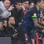 Luis Ocampos doigt fesses