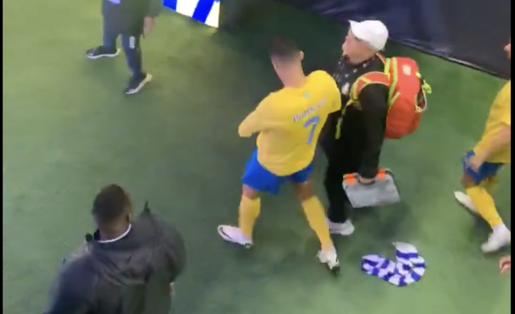 Ronaldo shirt crotch