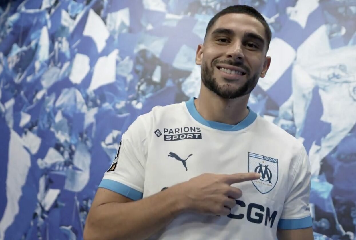 Neal Maupay4