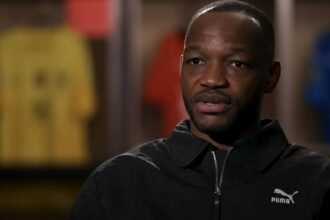 Steve Mandana  - copyright Telefoot