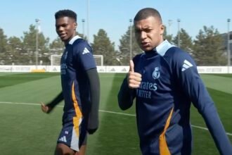 Aurélien Tchouaméni et Kylian Mbappé