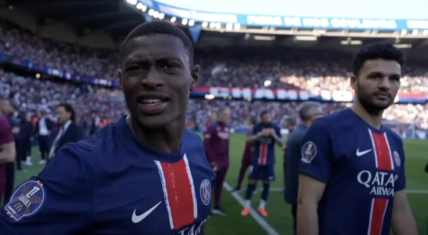 Les joueurs du PSG au Parc des Princes