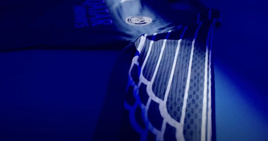 Le maillot Jordan du PSG Bleu