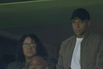 Real Madrid. Mbappé sifflé... alors qu'il est en tribune