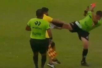 Un arbitre au pérou se défend avec un high Kick