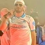 Jul avec le nouveau maillot de l'OM