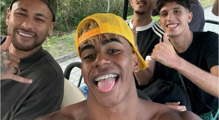 Lamine Yamal en vacances... avec Neymar !