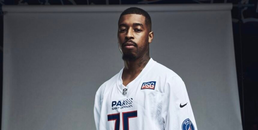 Presnel Kimembe avec le maillot Foot US du PSG