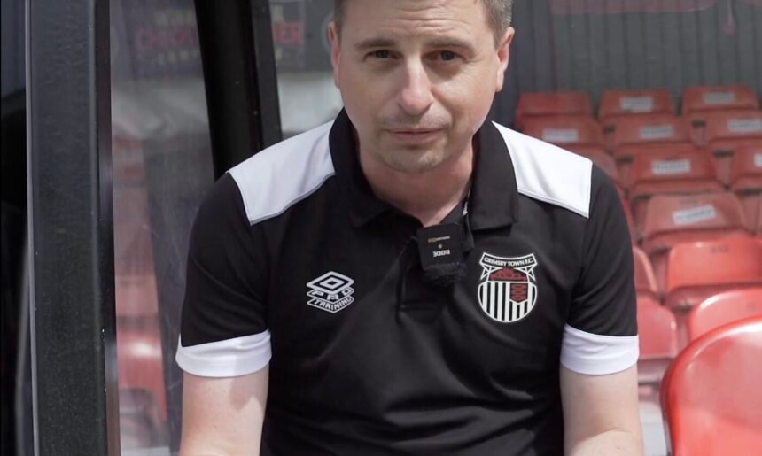 Grimsby a publié une vidéo parodiant Amorim