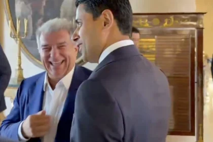 Joan Laporta président du FC Barcelone a été accueilli par Nasser Al-Khelaifi à la convention de l’European Football Clubs à Rome.