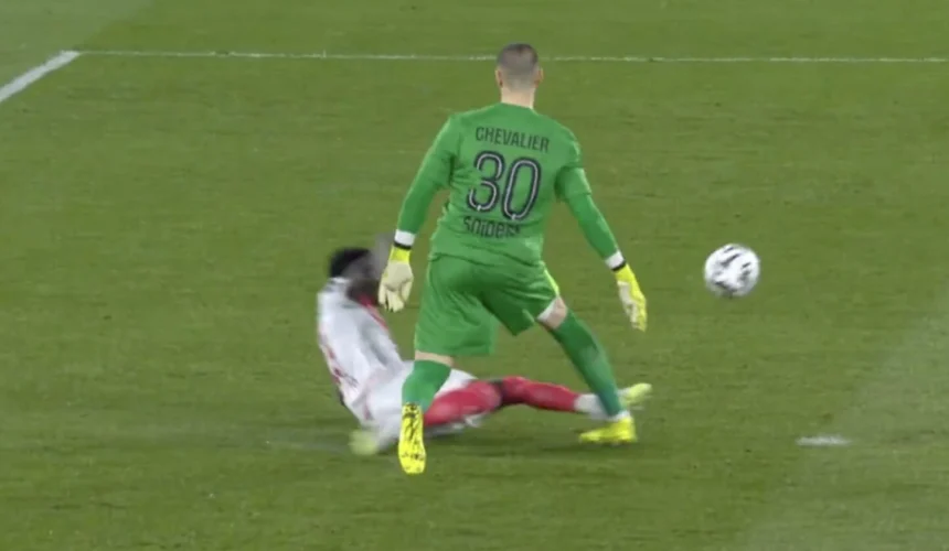 PSG. La cheville de Chevalier dans un sale état