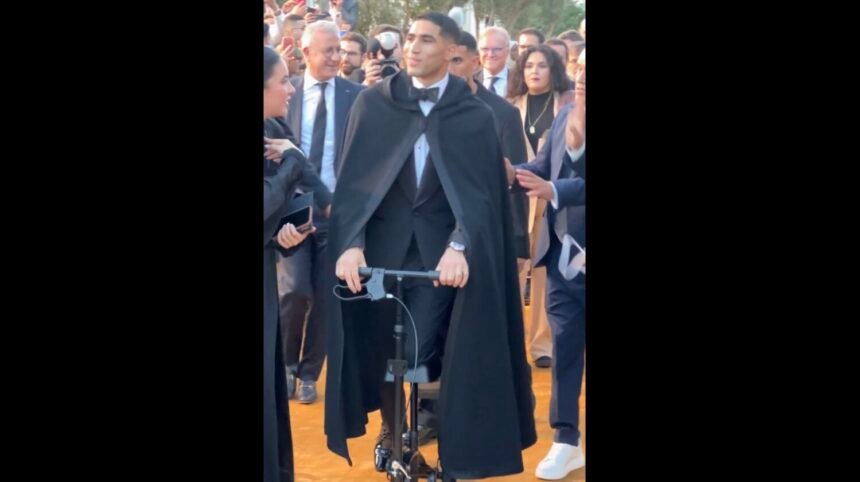 VIDEO. Hakimi récupère son Ballon d’Or Africain… en« trottinette de gala »