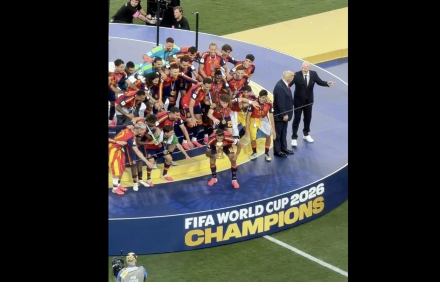 Donald Trump sur le podium de la Coupe du Monde