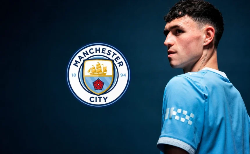 Phil Foden (Credit Photo Man City, montage Kickfootball.fr)