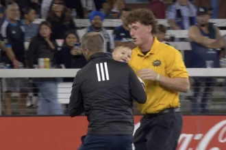 VIDEO. Un bébé envahit une pelouse de MLS (Credit photo MLS)