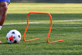 Ballon - Foot (crédit kickfootball.fr)
