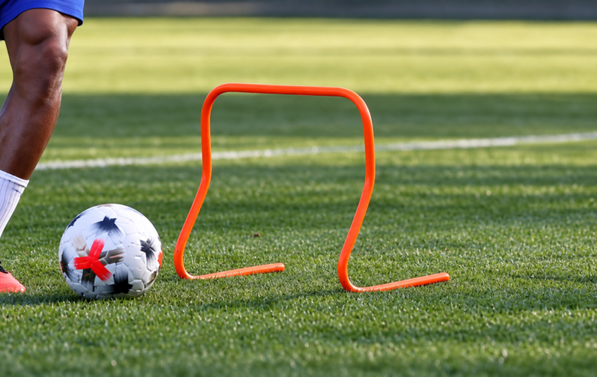 Ballon - Foot (crédit kickfootball.fr)