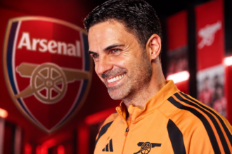 Mikel Arteta (crédit photo Arsenal - montage Kickfootball)